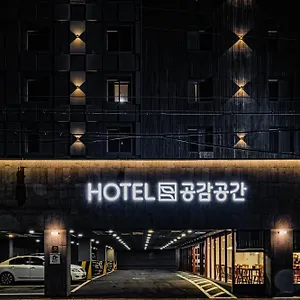 https://bcent.busan-hotelsweb.com